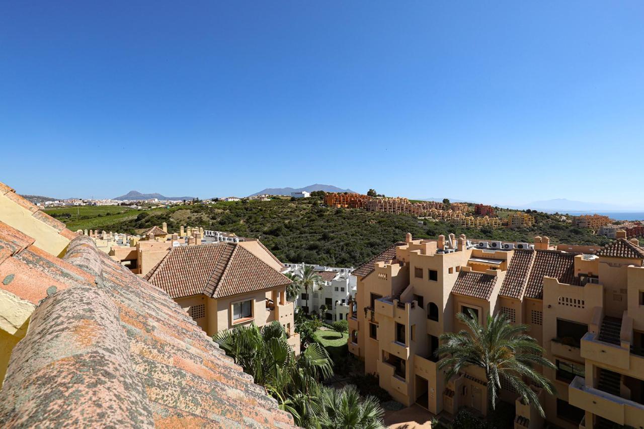 Duquesa Village Apartment - 2 Bed/2 Bath Apartment With Panoramic Sea Views 马尼尔瓦 外观 照片